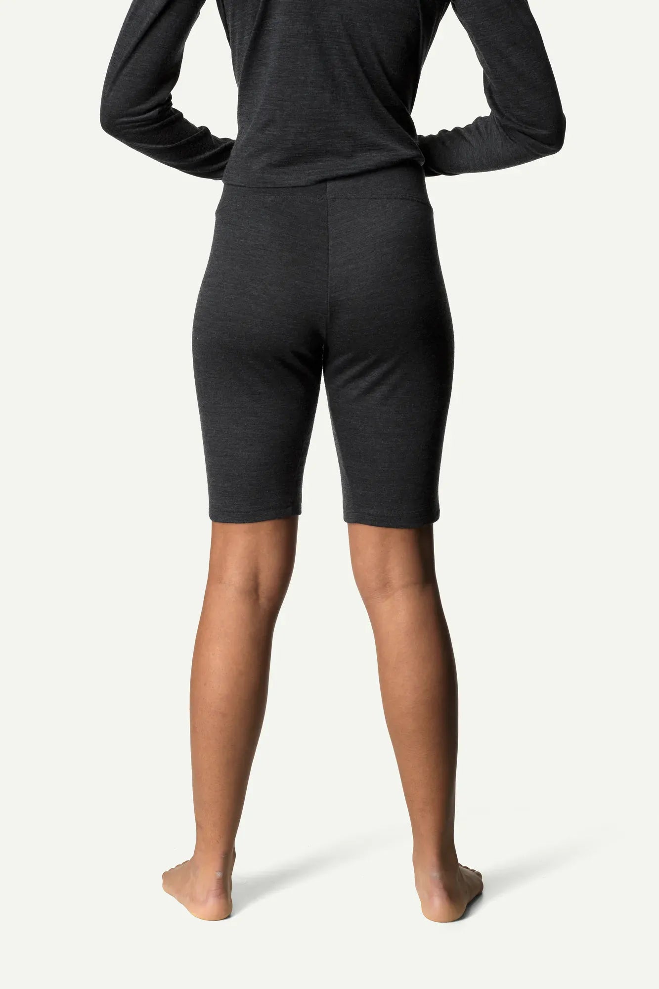 170014_900_201_Women_Wander_Mid_Tights_true_black_c_low
