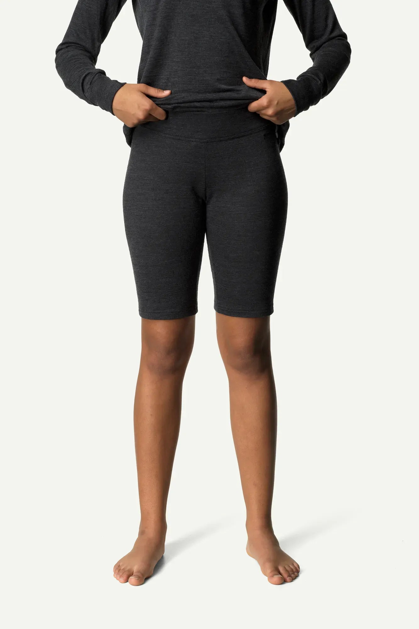 170014_900_202_Women_Wander_Mid_Tights_true_black_c_low