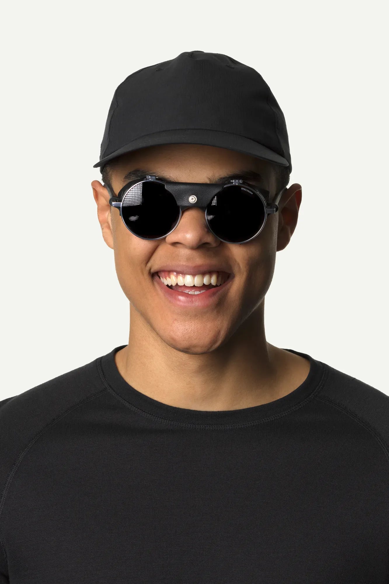 349054_900_200_Men_Daybreak_Cap_true_black_c_low