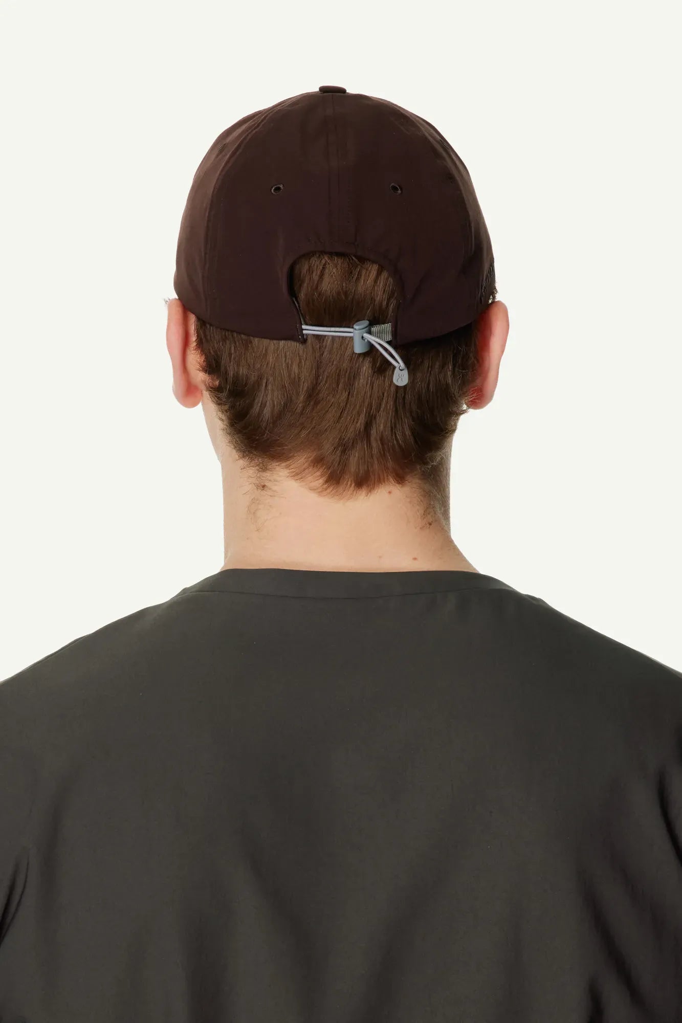 349054_G17_205_Daybreak_Cap_brown_illusion_c_low