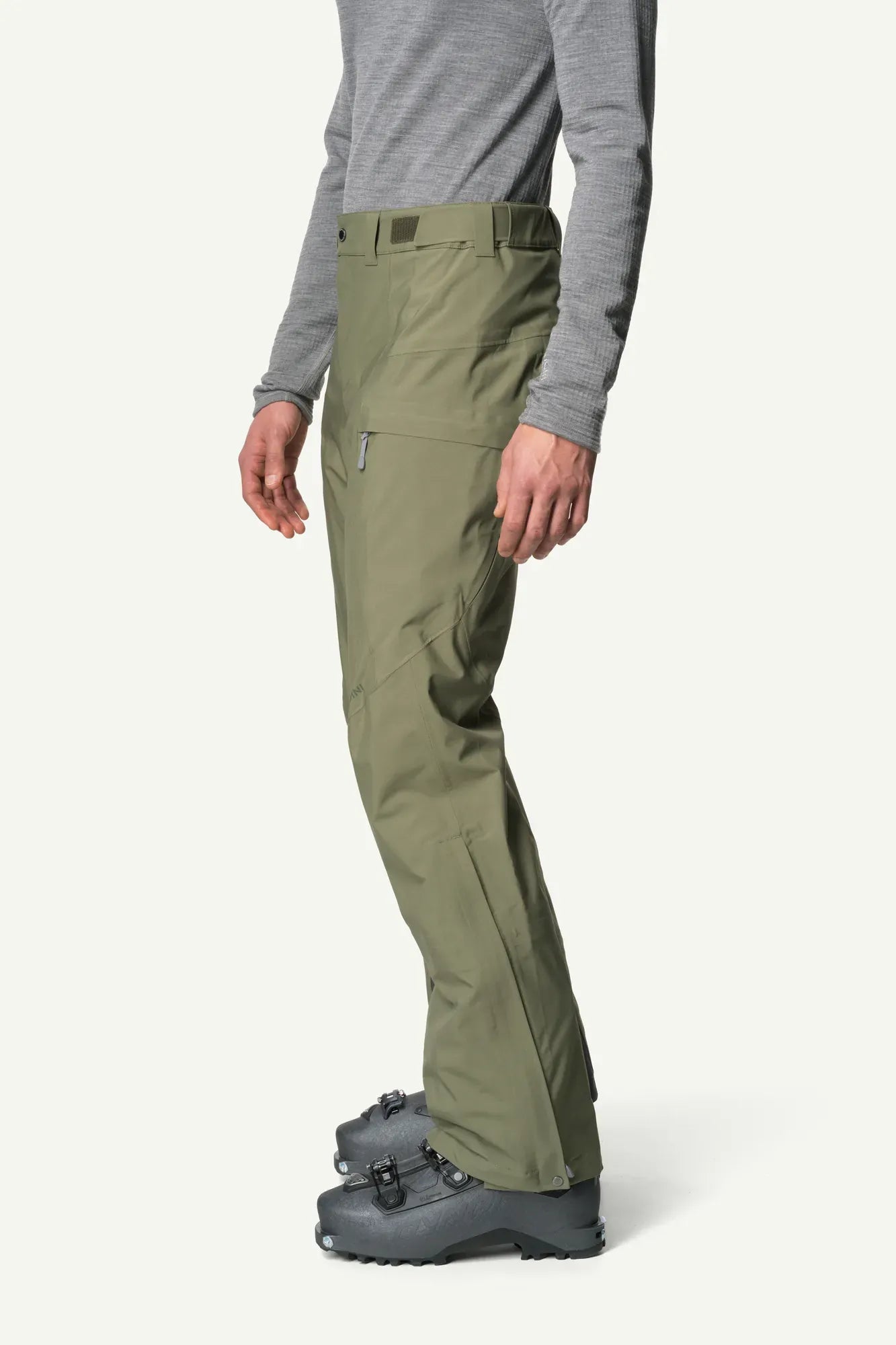810035_D40_201_Men_Ride_Pants_sage_green_B476_c_low