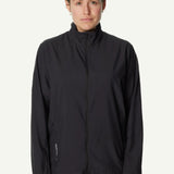 810060_900_200_Women_Pace_Trail_Jacket_true_black_A112_c_low