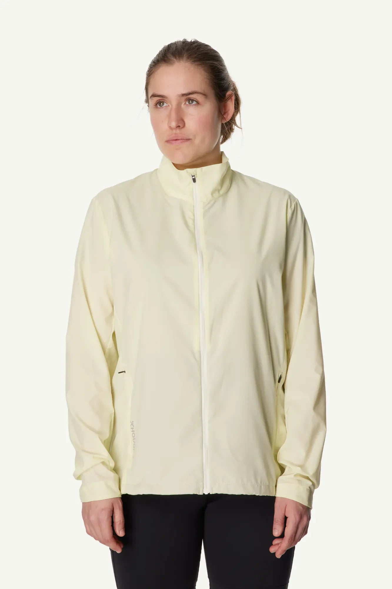810060_H26_200_Women_Pace_Trail_Jacket_powder_yellow_A112_c_low