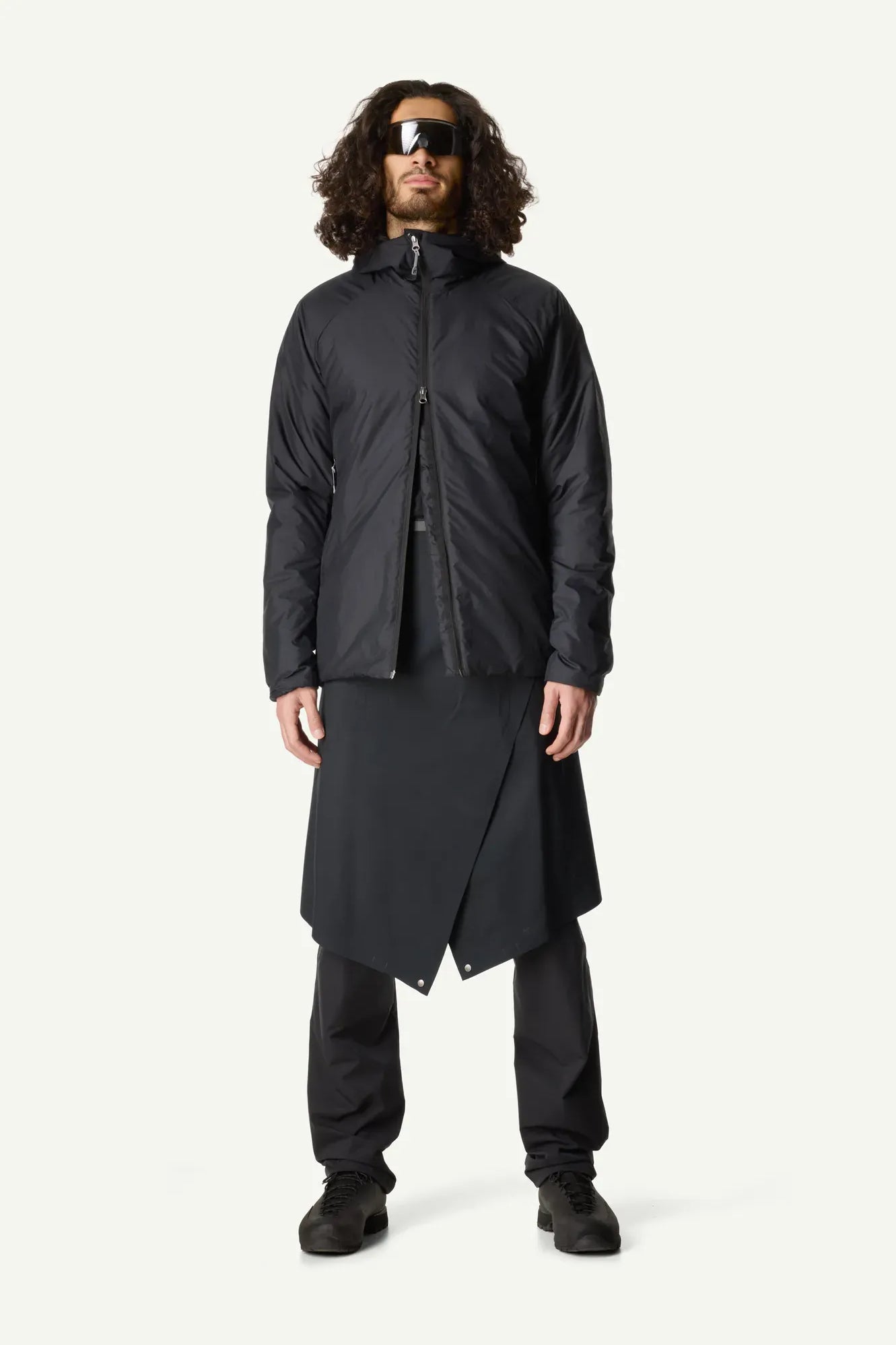 820034_900_100_Men_Dunfri_Guide_true_black_c_low