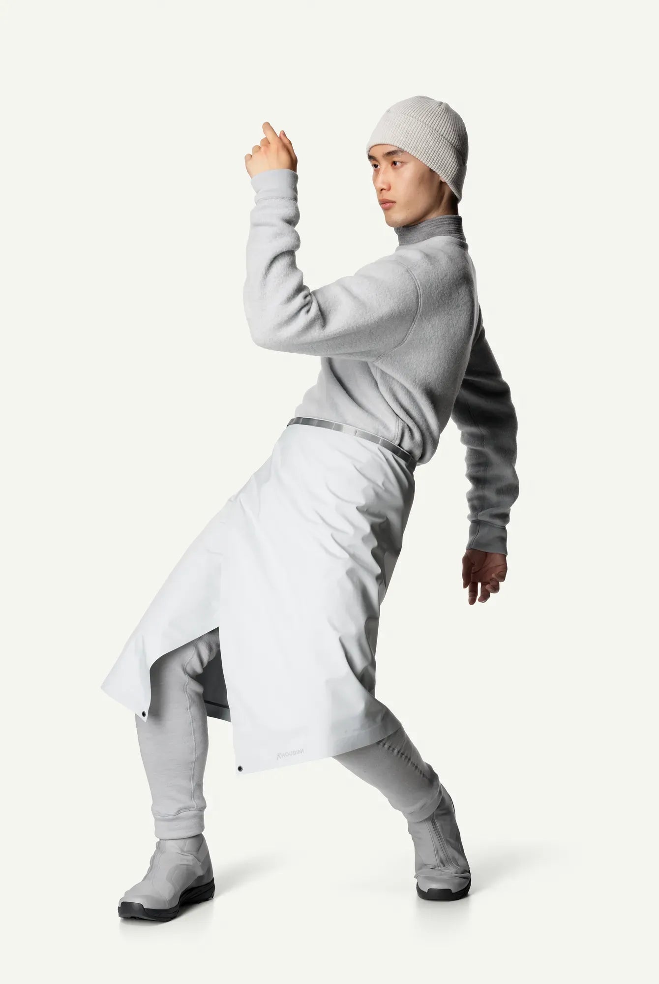830035_A87_101_Men_Alto_Wool_Crew_cloudy_gray_c_low