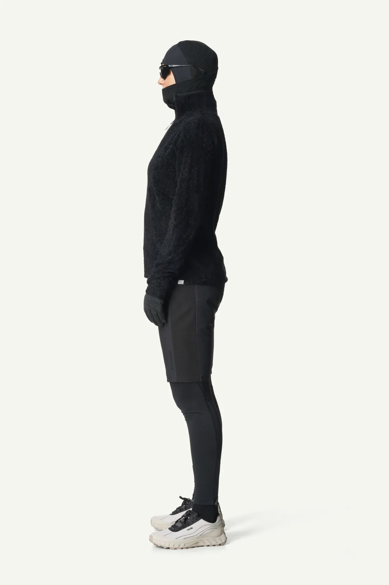 830066_900_101_Women_Lykan_Half_Zip_true_black_B112_c_low