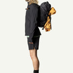 840005_900_101_Men_Pace_Wind_Jacket_true_black_c_low