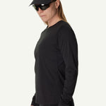 840064_900_204_Women_Pace_Air_LS_Tee_true_black_A100_c_low