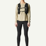 840064_H31_101_Women_Pace_Air_LS_Tee_powder_green_B121_c_low