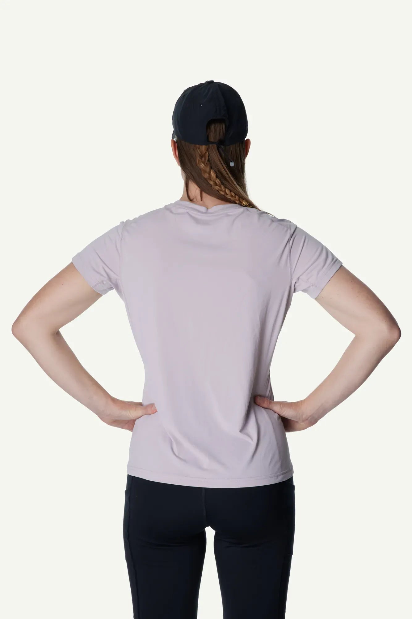 840068_H30_202_Women_Pace_Air_Tee_silver_purple_A100_c_low