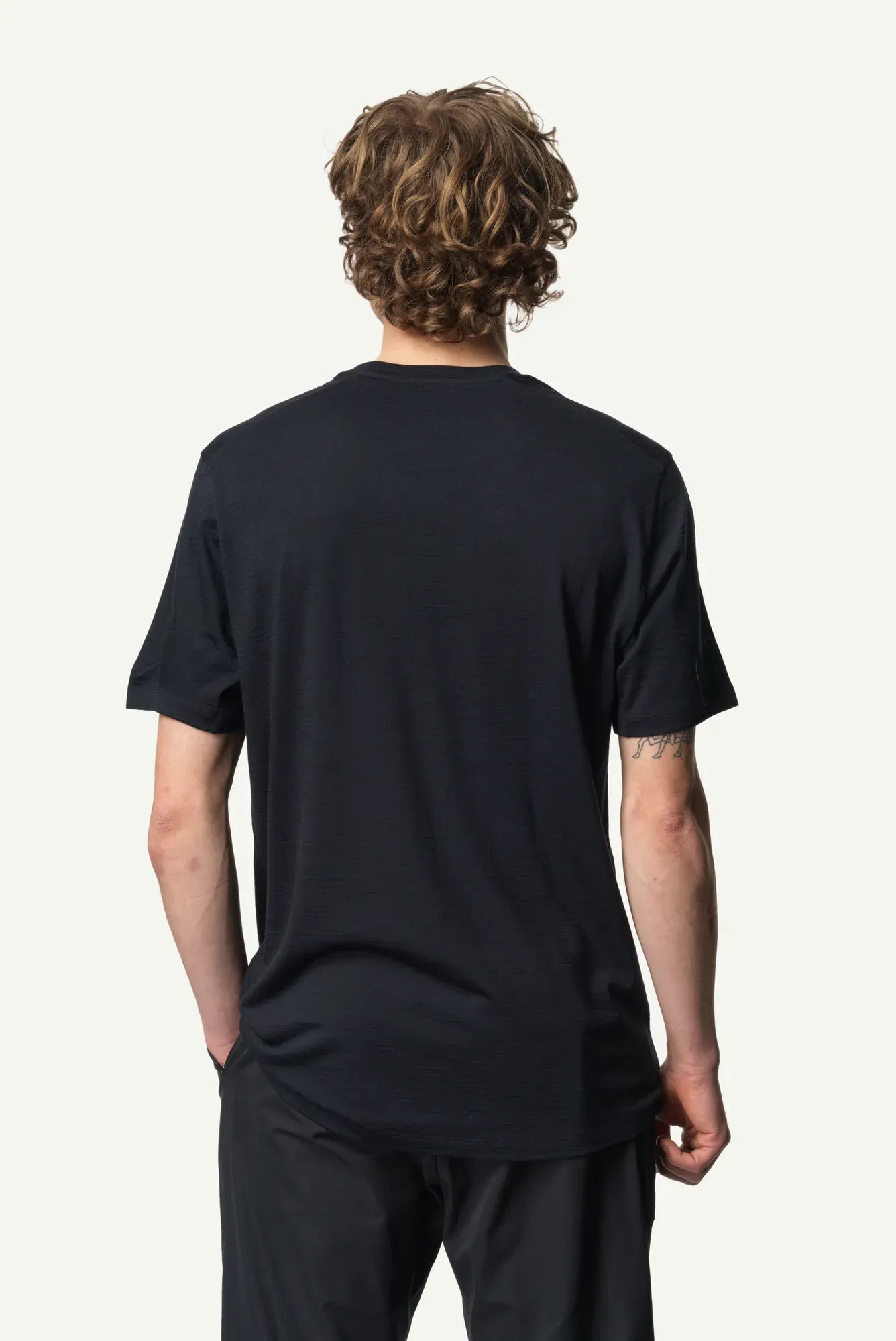 840079_900_400_Men_Puremerino_Tee_true_black_c_low