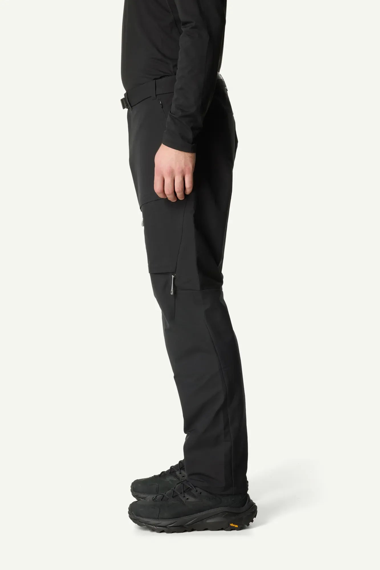 840096_900_201_Men_Alpine_Tech_Pants_true_black_c_low