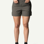 860017_174_200_Women_Pace_Light_Shorts_baremark_green_c_low