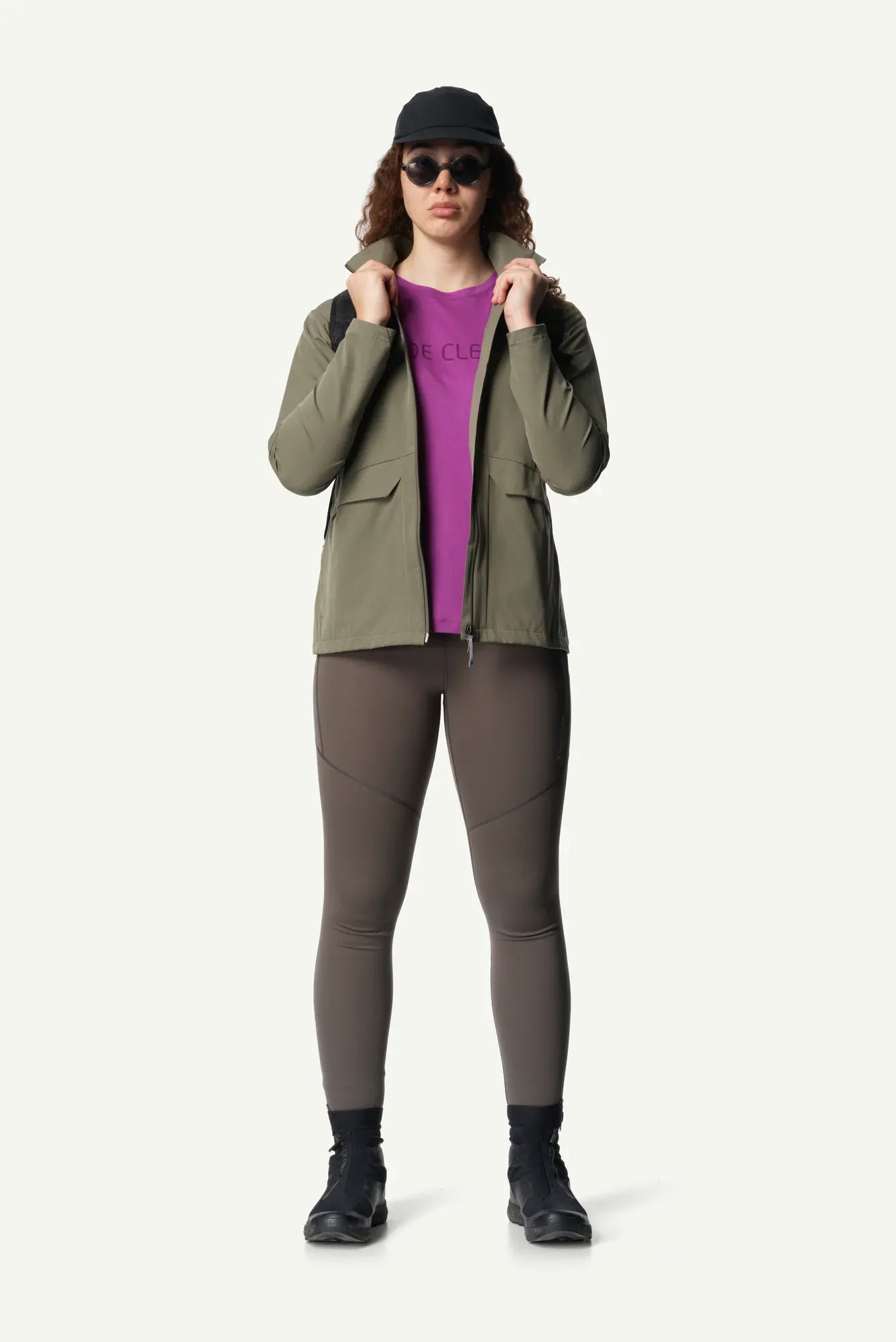 860026_D40_101_Women_Go_Jacket_sage_green_c_low