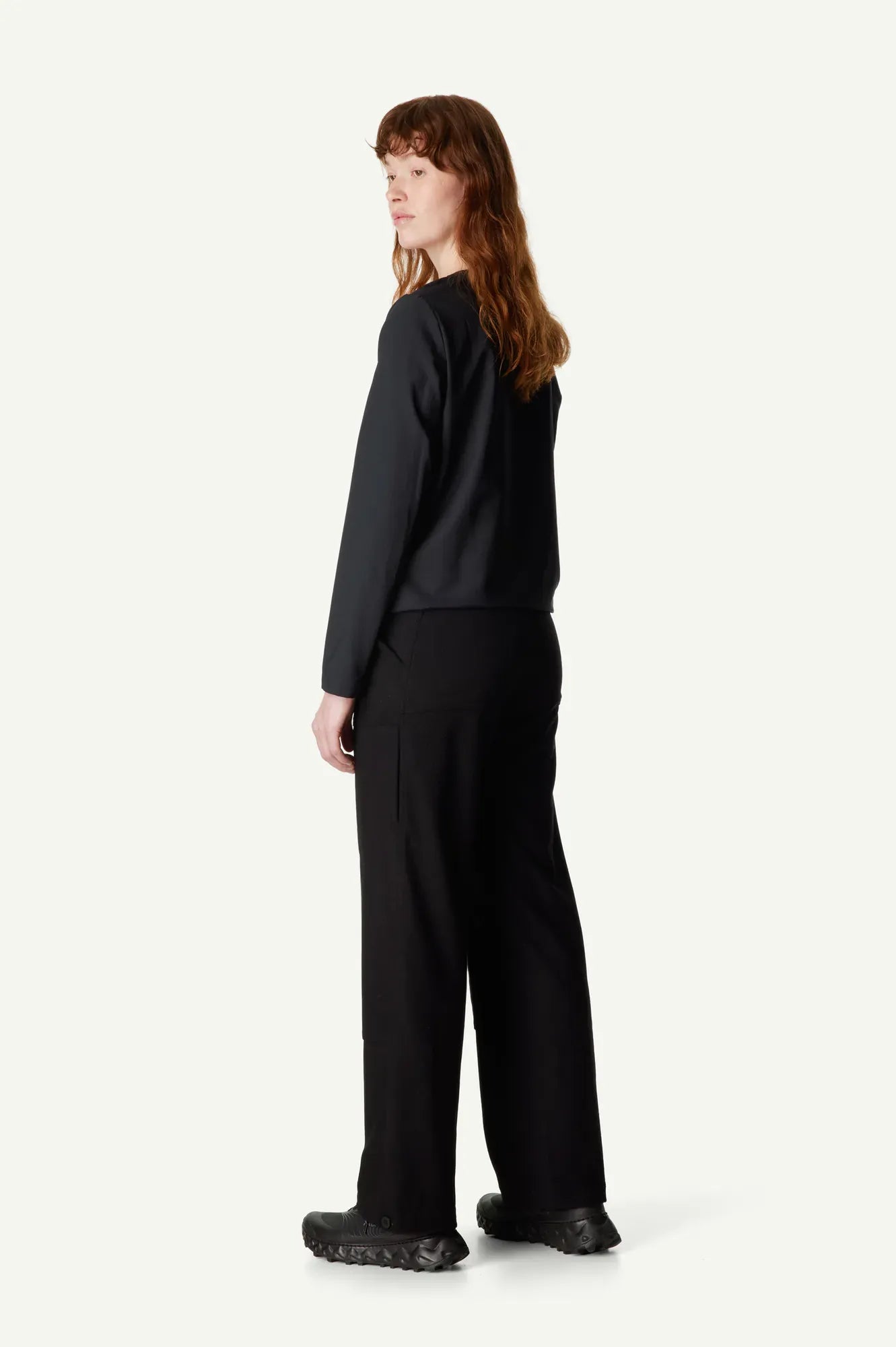 860039_900_101_Women_Worhard_Pants_true_black_A127_c_low