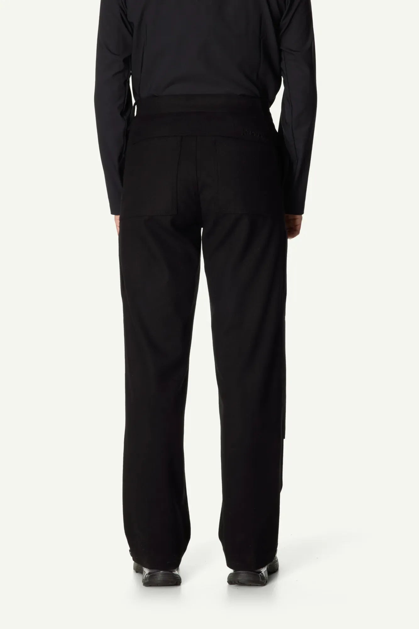 860039_900_202_Women_Work_Hard_Pants_true_black_A112_c_low