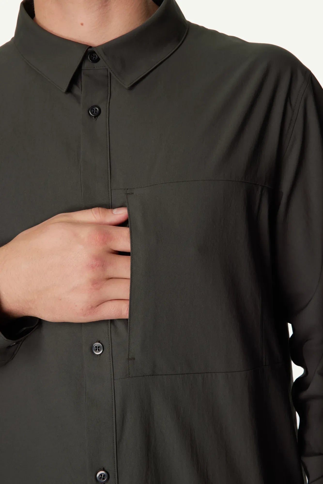 860060_H29_203_Men_Symbio_Field_Shirt_green_illusion_A372_c_low