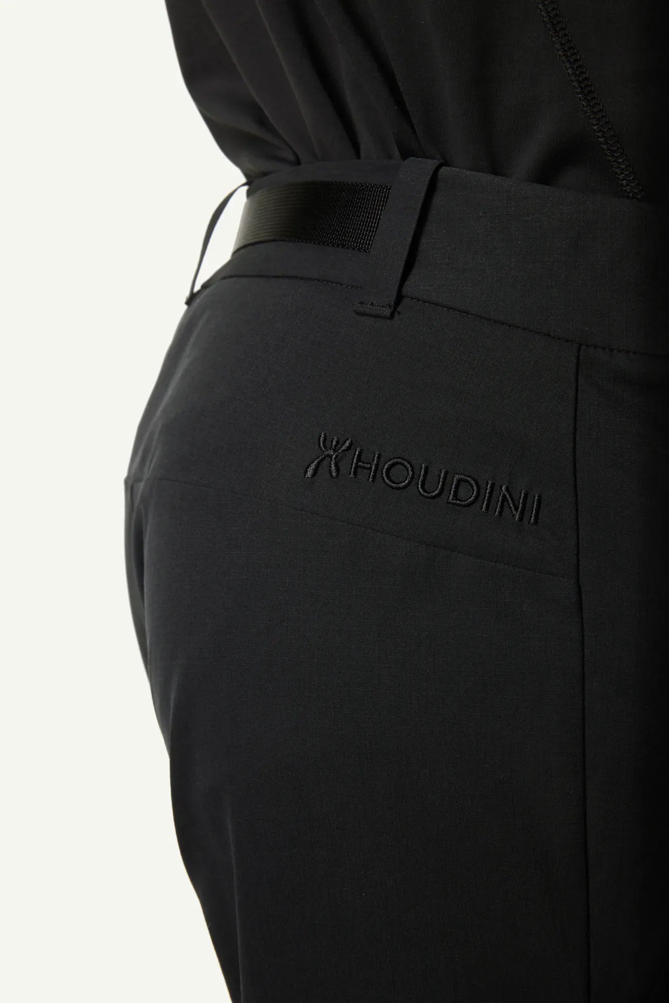 860089_900_602_Men_Core_Tech_Pants_true_black_c_low